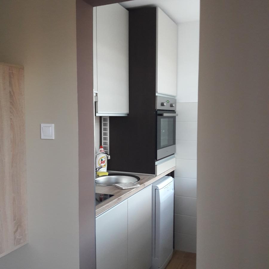 Studio 18 Apartman Kazincbarcika Dış mekan fotoğraf